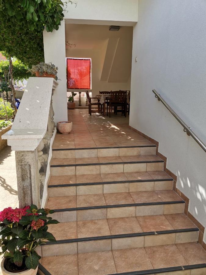 Apartmani Daniela Murter Zewnętrze zdjęcie